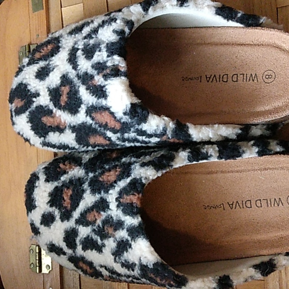 Slippers